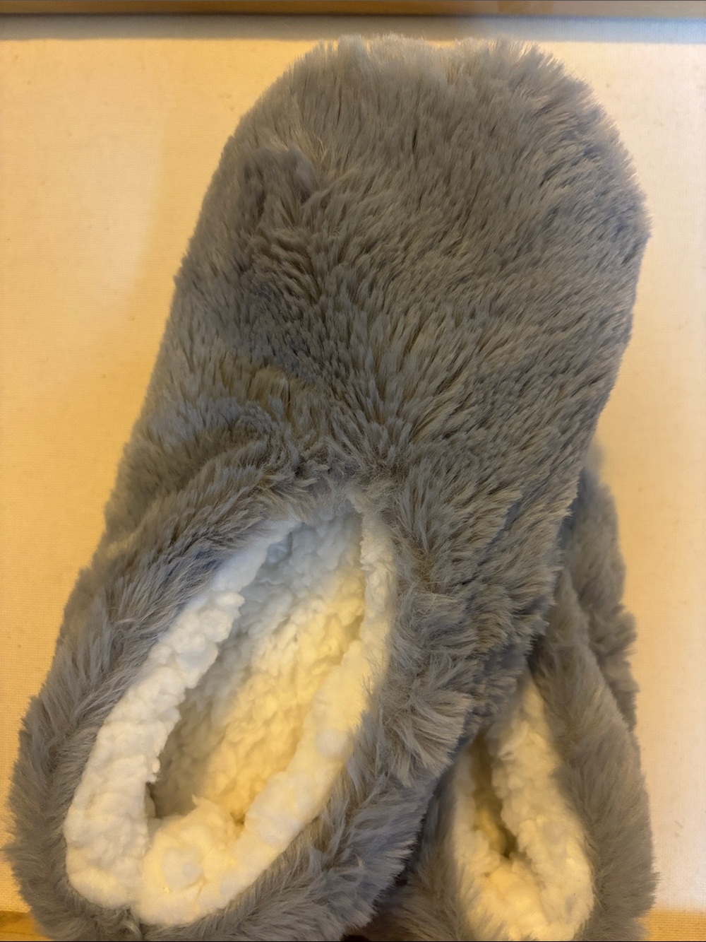 Aden faux fur house slippers.  NWOT